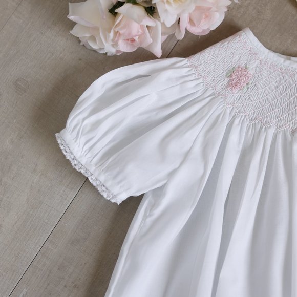 White Smocked Heirloom Bishop Dress Feltman Brothers RARE DESIGN NWT - Picture 3 of 7